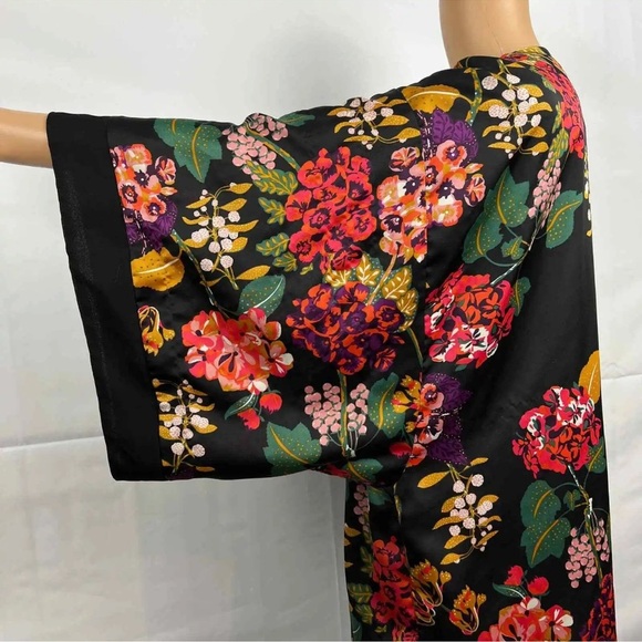 H&M Conscious Black Floral  Open Kimono Cardigan - Picture 5 of 13